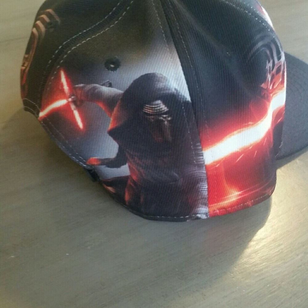 Starwars hat - Picture 2 of 4